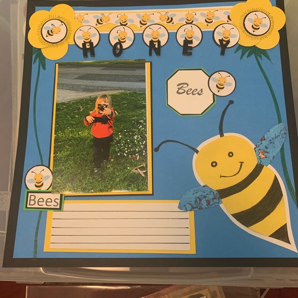 Showing off beautiful crafts - Picture 12 of 16